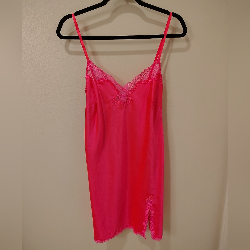 Victoria's Secret Neon Slip (01/13)